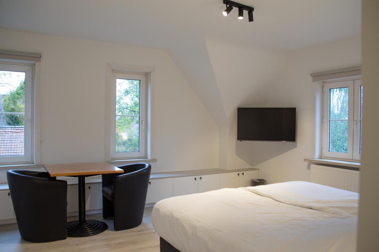 Hotel Swaenenburg Oostrozebeke Eksteriør bilde